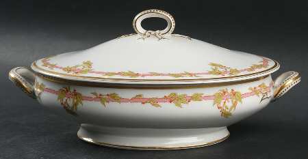 Schleiger 275-1 Oval Covered Vegetable
