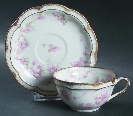 Schleiger 248q Flat Cup & Saucer Set