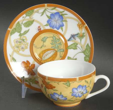 Siesta Footed Cup & Saucer Set