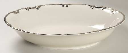 Revere (Cream) 10" Oval Vegetable Bowl