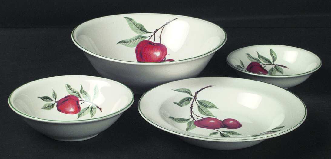 Red Apple (Rim Shape) Coupe Cereal Bowl