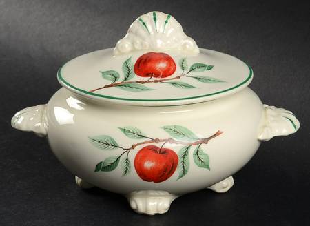 Red Apple (Rim Shape) Sugar Bowl & Lid
