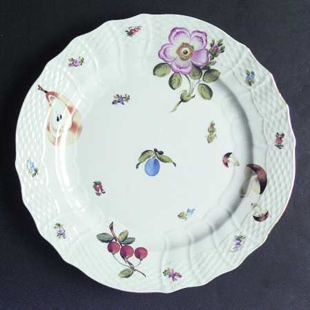 Fruits Necker Service Plate (Charger)