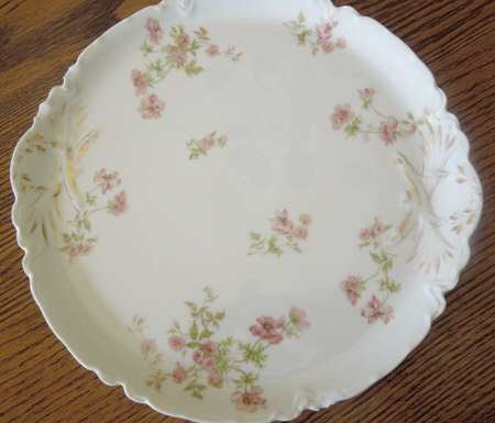 Schleiger 660 Handled Cake Plate