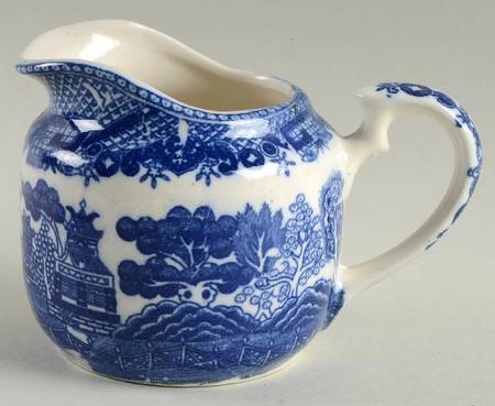 Blue Willow Creamer