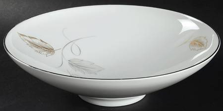 Reverie 9" Round Vegetable Bowl