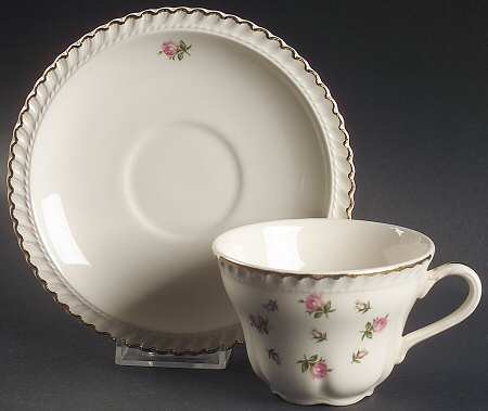Rosebud Bouquet (Gold Trim) Flat Cup & Saucer Set