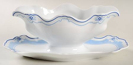 Estelle Gravy Boat with Attached Underplate