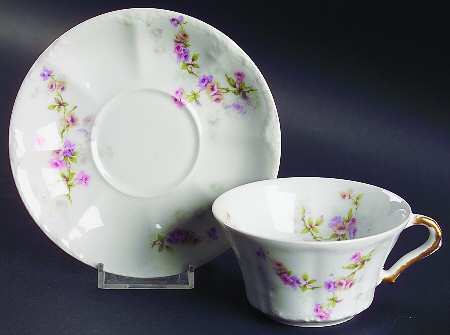Schleiger 339-4 Flat Cup & Saucer Set