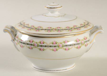 HWC8 Sugar Bowl & Lid
