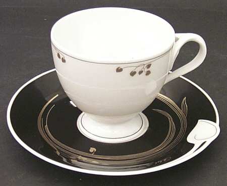 St Honore Footed Cup & Saucer Set