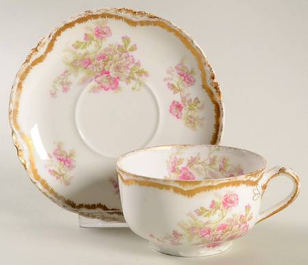 Schleiger 466m Flat Cup & Saucer Set