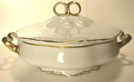 Empress Round Covered Vegetable