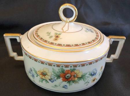 10797 Sugar Bowl & Lid