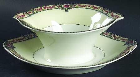 Schleiger 344-1 Gravy Boat with Attached Underplate