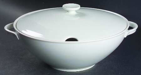 Anmut White Tureen &  Lid