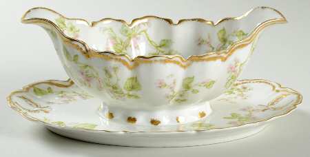 Schleiger 62j Gravy Boat with Attached Underplate by Haviland