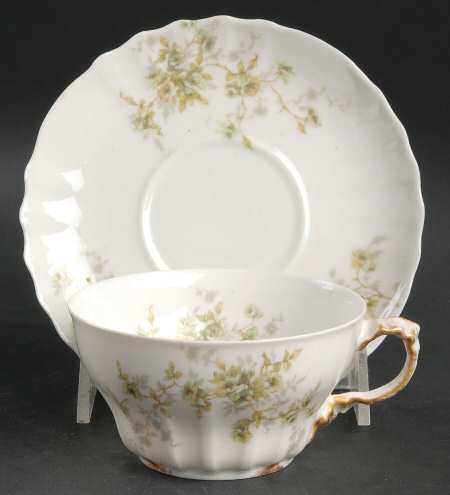 Schleiger 150az Footed Cup & Saucer Set