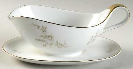 HC88W Gravy Boat with Attached Underplate