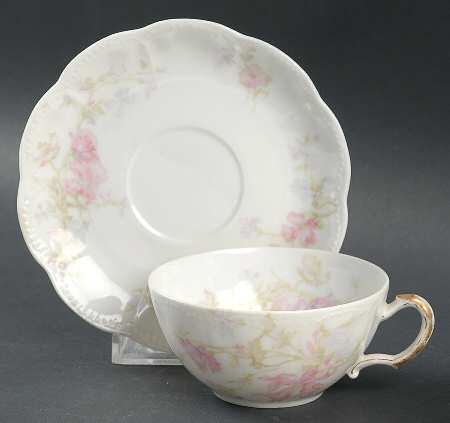 Schleiger 224e Flat Cup & Saucer Set