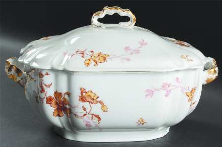 Schleiger 234e Tureen &  Lid