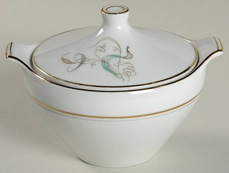 Beau Monde Sugar Bowl & Lid