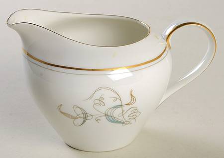 Beau Monde Creamer
