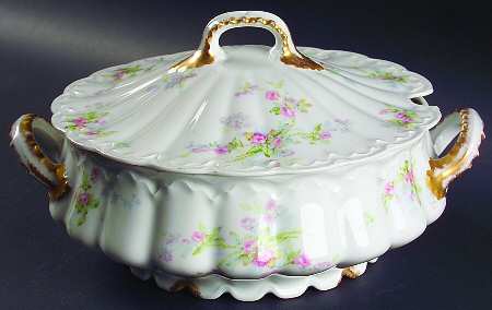 Schleiger 310e Tureen &  Lid