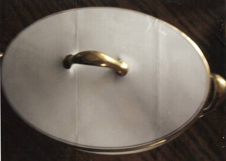 E2002 Oval Covered Vegetable