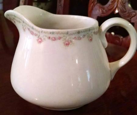 K913 Creamer