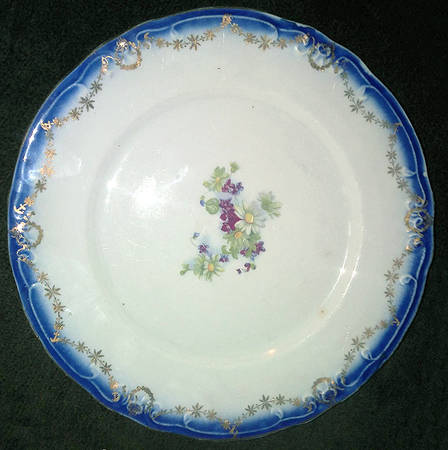 HRW4 Luncheon Plate by HR Wyllie