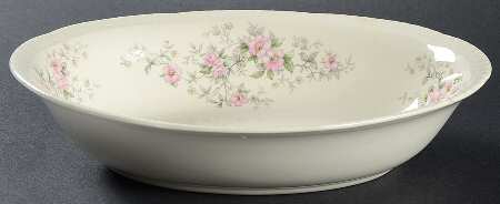 W442 9" Oval Vegetable Bowl
