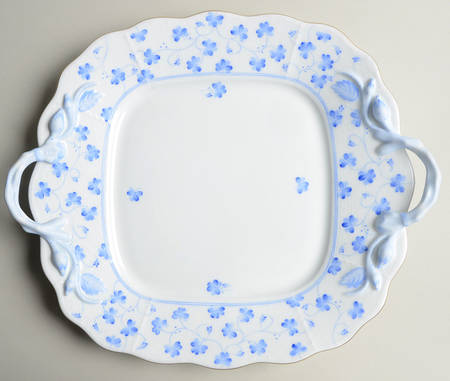 Rachael (Newer) Square Handled Cake Plate