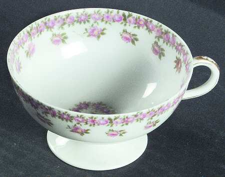 Schleiger 749 Footed Cup