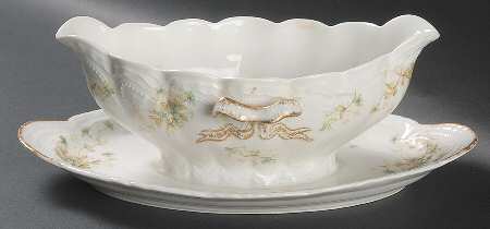 Schleiger 1021a Gravy Boat with Attached Underplate by Haviland