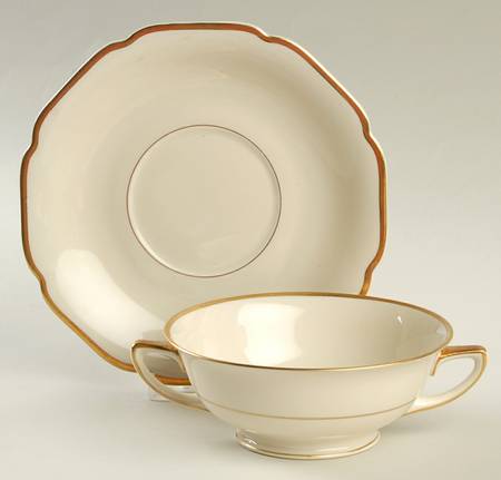 HC546(CREAM) Footed Cream Soup Bowl & Saucer Set