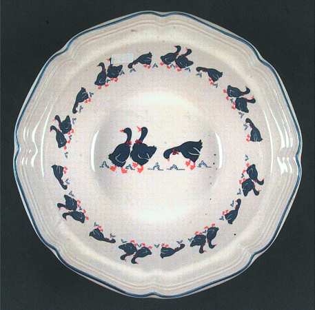 HNK10 9" Round Vegetable Bowl