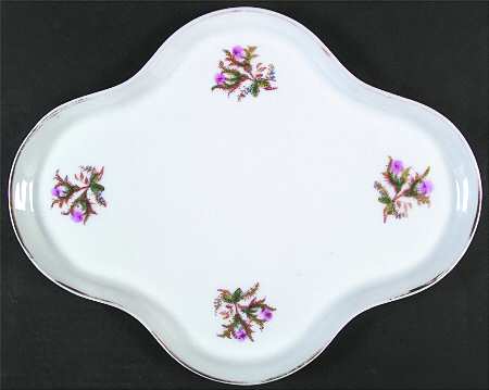 Moss Rose (Gold Trim, No Verge) 15" Oval Tray