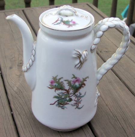 Moss Rose (Gold Trim, No Verge) Coffee Pot & Lid