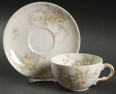 Schleiger 146-1 Flat Cup & Saucer Set