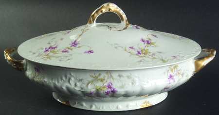 Schleiger 148-2 Oval Covered Vegetable