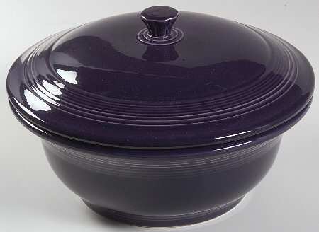 Fiesta Plum (Intro 2001) 2 Qt Round Covered Casserole (MB 9 Base)