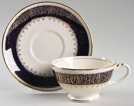 HLC2165 Footed Cup & Saucer Set