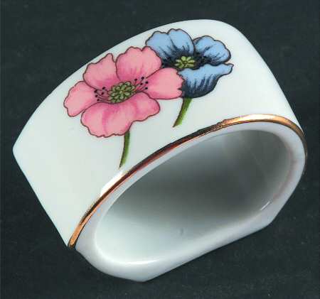 Poppy (Gold Trim) Napkin Ring