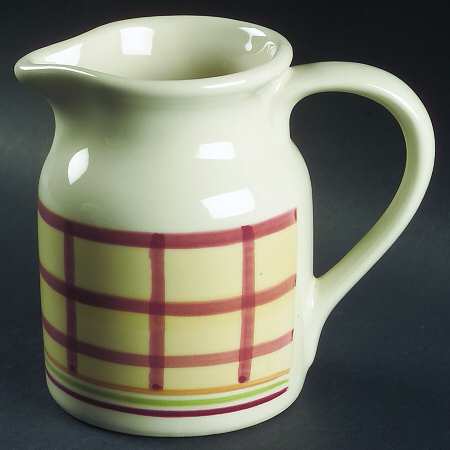 Scarlet Plaid 32 Oz Pitcher