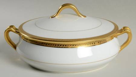 Harvard Round Covered Vegetable