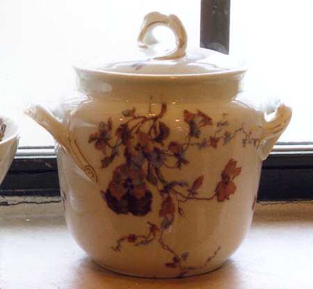 Schleiger 1152-9 Sugar Bowl & Lid by Haviland