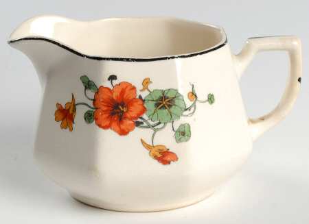 Y43 (Black Trim) Creamer