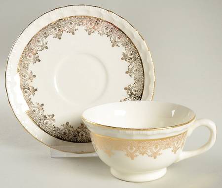 HCR6 Footed Cup & Saucer Set by Harlem