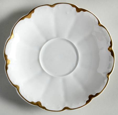 H1768 Saucer